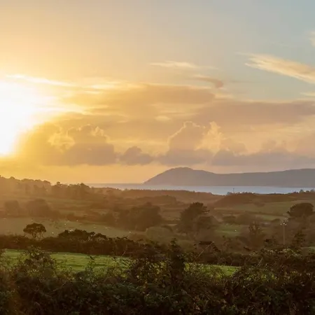Dunmanus View Holiday home *